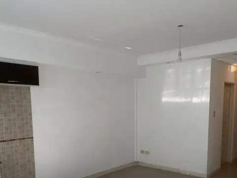 Depto Tipo Casa en Venta en Villa Luro, USD 95.000