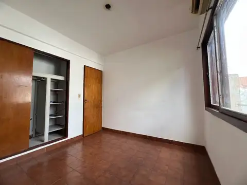 VENTA PH 2 AMBIENTES CON BALCON SIN EXPENSAS MERLO