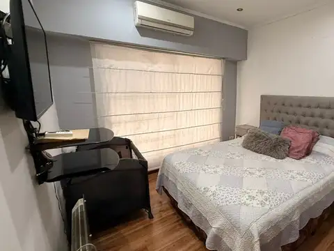 Depto Tipo Casa en Venta con 1 cocheras