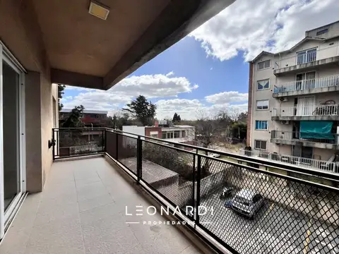 Departamento en Alquiler con 1 cocheras