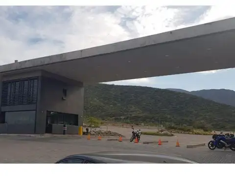 Terreno en Venta 20  mts Fondo