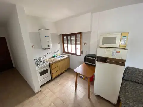 Excelente departamento dos ambientes a 2 cuadras del mar!