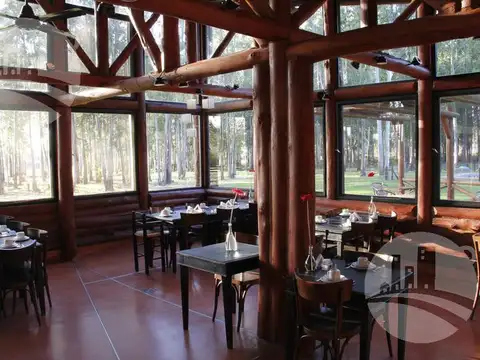 Hotel en Venta en Federación, USD 850.000