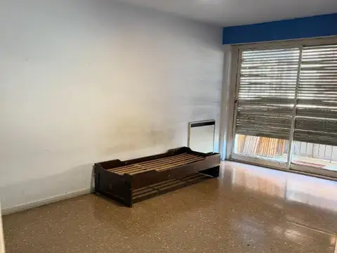 Brasil 900, Piso 5
