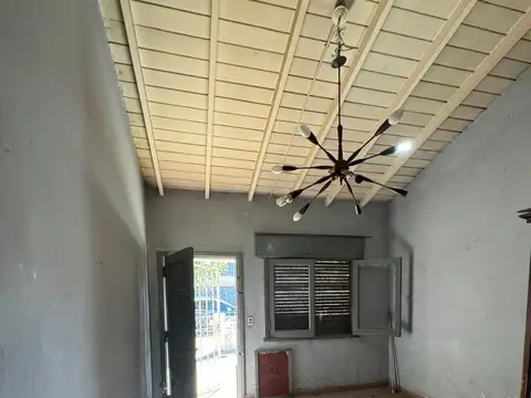 Casa en Alquiler en Monte Chingolo, $ 600.000