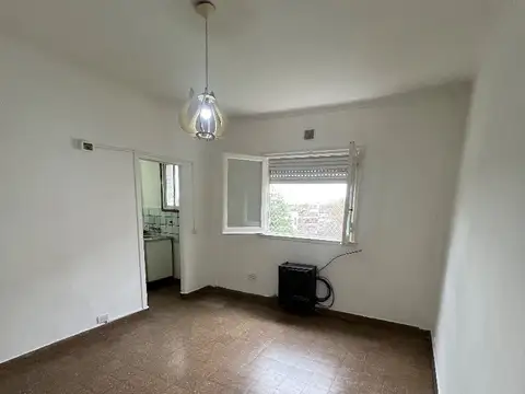 DEPARTAMENTO 3 AMBIENTES FRENTE AL PARQUE