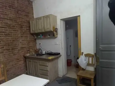 Casa 13 ambientes con 4 baños