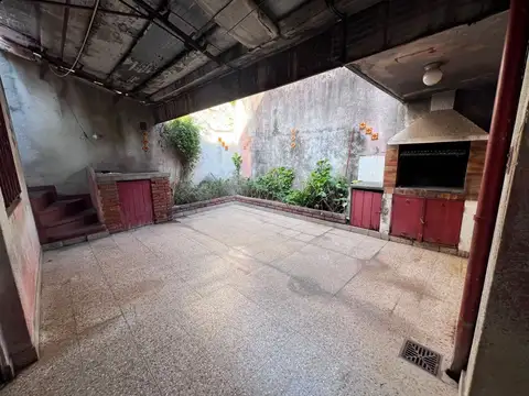 CASA A REFACCIONAR 4 AMBIENTES EN AGRONOMIA