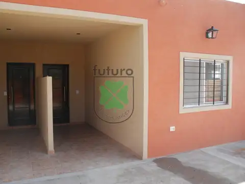 Casa 6 ambientes con 3 baños