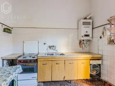 Casa en Venta con 1 cochera