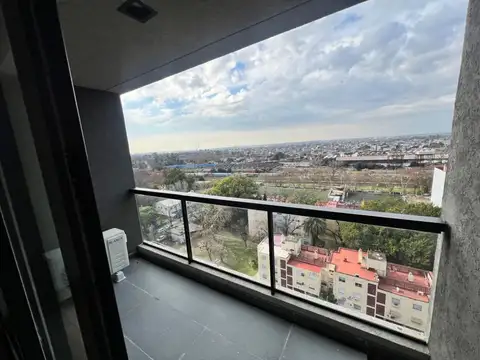 Hipólito Yrigoyen al 6000