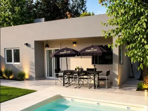 Casa en Alquiler - 2 Dormitorios 2 Baños - 360mts - Berazategui