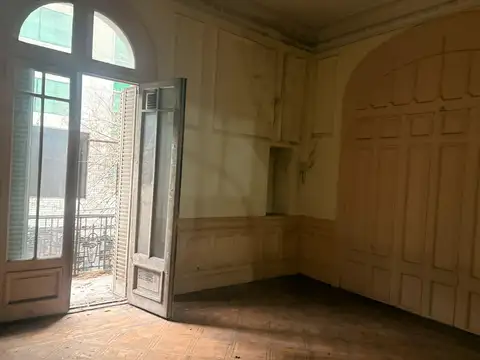 Departamento 11 ambientes con 5 baños