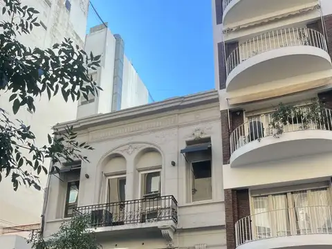Depto Tipo Casa en Alquiler de 5 ambientes