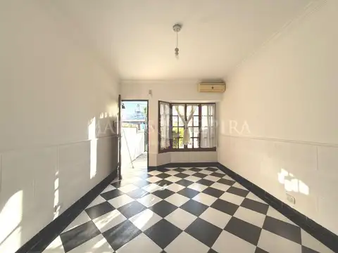 Depto Tipo Casa en Alquiler en Castelar Norte, $ 900.000