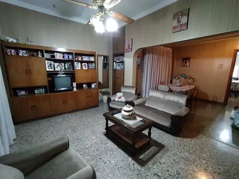 Casa en Venta en Villa Santos Tesei, USD 125.000