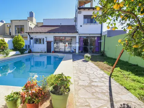 Casa en venta en Castelar Norte