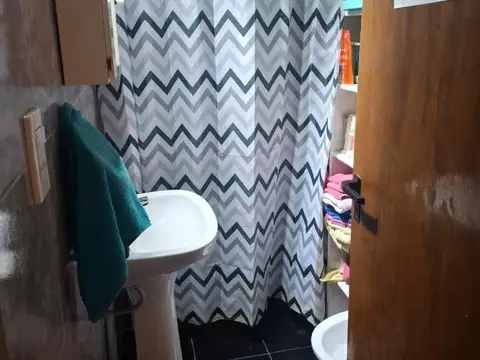 Casa 3 ambientes con 2 baños