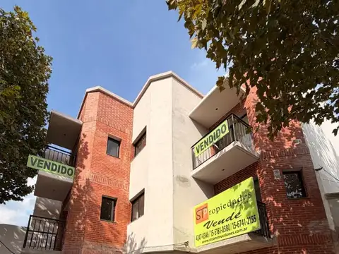 2º "A", Venta 2 Ambientes Sin Expensas, Semipisos Al Frente.