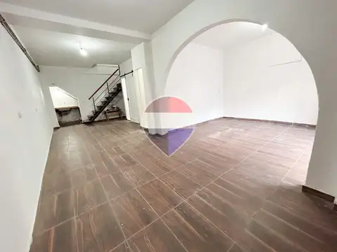 Avenida Hipólito Yrigoyen 3700