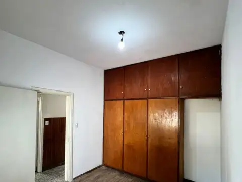 Casa en alquiler en José León Suarez!