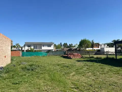 Terreno en Cantegril Funes 500 m2 calle 2A al 4400