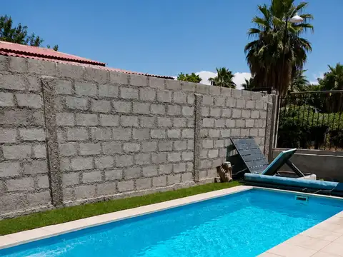 Quincho y Pileta en barrio Privado Quinta Esencia