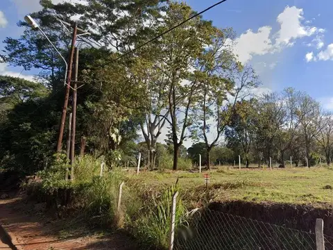 VENTA DE LOTES  sobre Av. Jauretche a cuadras de Ruta 12