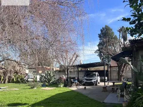 Casa en Venta con 1 cochera