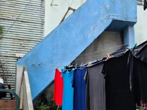 Casa 6 ambientes con 5 baños