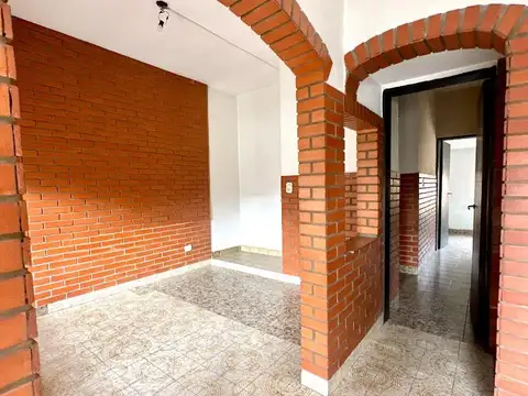 Casa en Alquiler en Llavallol, $ 850.000