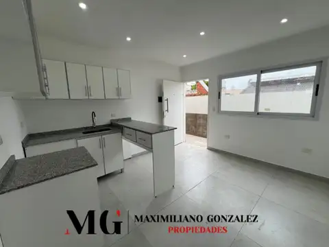 Departamento  alquiler Lanús Este