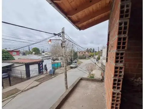 Inmueble ¡IDEAL INVERSOR! 150m  Av. Ricardo Balbín - Mariano