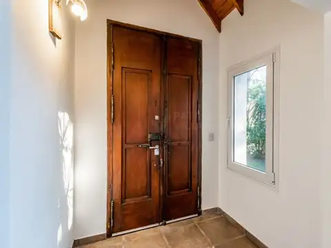 Oportunidad: Casa en Barrio Privado El Carmencito&quot;