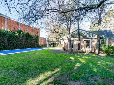 Casa en Venta en Berazategui, USD 275.000