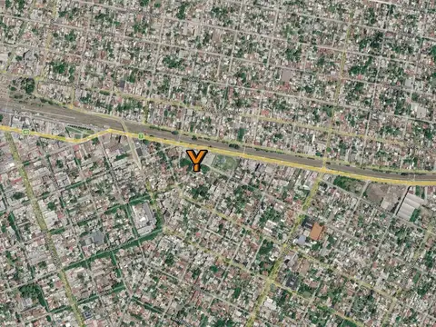 Avenida Argentina e/ Pueyrredón y Juan Bautista Alberti