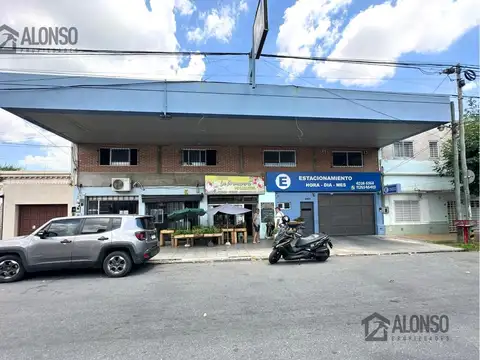 Garage en Venta con 75 Cocheras + 2 Locales en Venta