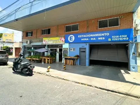 Cochera en Venta con acceso Ascensor