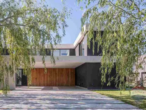 Camino a San Benito 4000