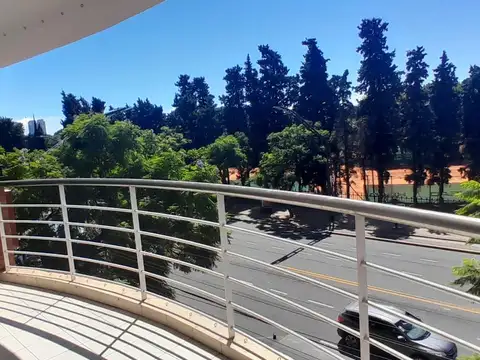 Depto 3 ambientes en venta Reciclado a Nuevo,