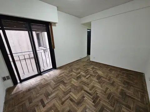 Departamento de 2 Ambientes en Alquiler. Caballito