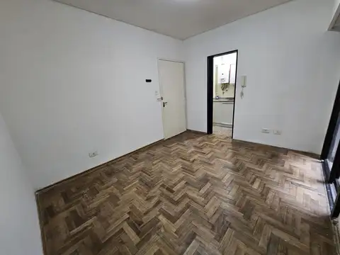 Departamento de 2 Ambientes en Alquiler. Caballito