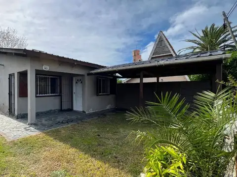 Casa 3 ambientes con 1 baño
