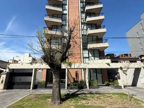 Departamento en alquiler c/ cochera en Ituzaingó Norte