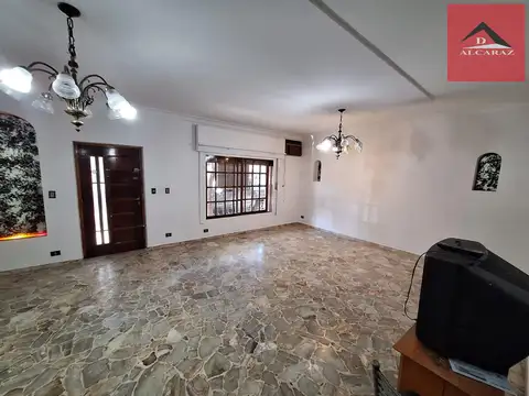 Depto Tipo Casa en Venta de 4 dormitorios