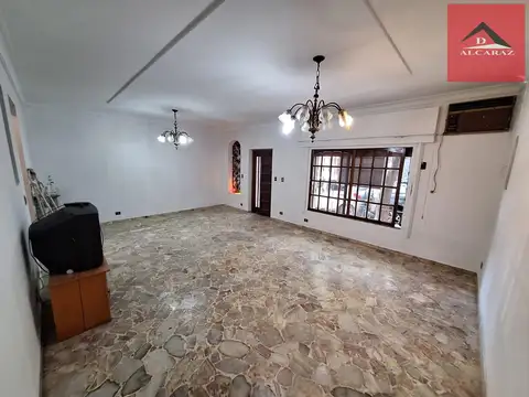 Castro 600