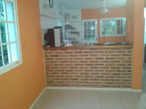 Casa en Alquiler Temporal con 4 cocheras