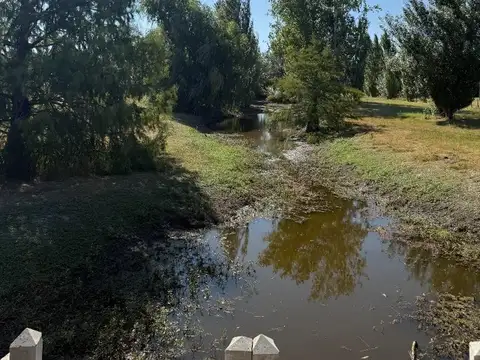 Terreno en Venta en Loma Escondida, USD 49.500