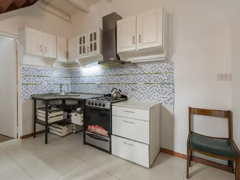 Casa 6 ambientes con 1 baño
