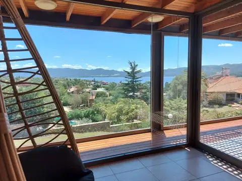 Casa en Alquiler Temporal con 2 cocheras